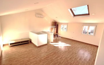Property slide 38