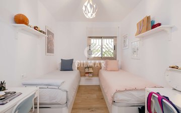 Property slide 35