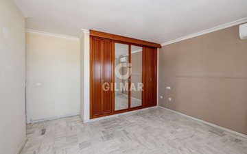 Property slide 42