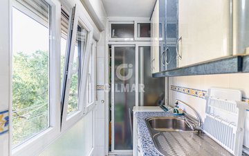 Property slide 25