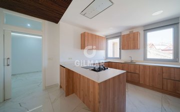 Property slide 31