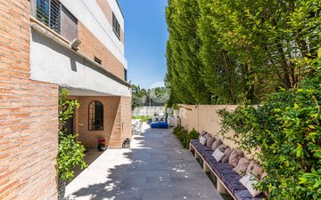 Property slide 30