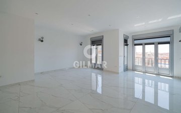 Property slide 48