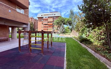 Property slide 23