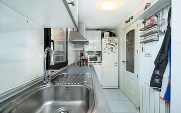 Property slide 25