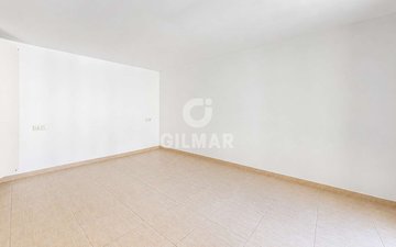 Property slide 33
