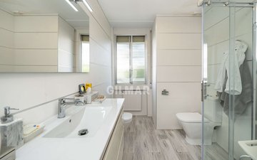 Property slide 17
