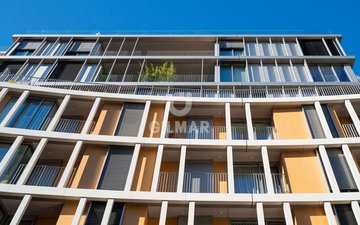 Property slide 25