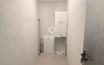 Property slide 22