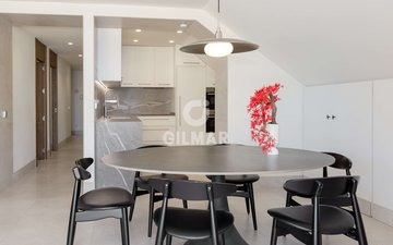 Property slide 32