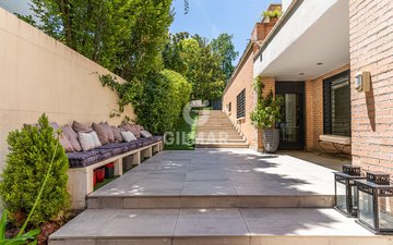 Property slide 32