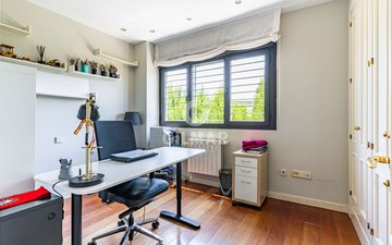 Property slide 25