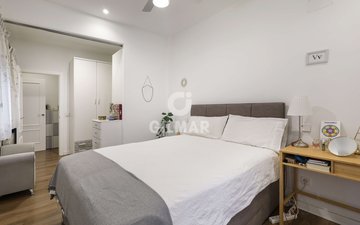 Property slide 17