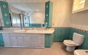 Property slide 25