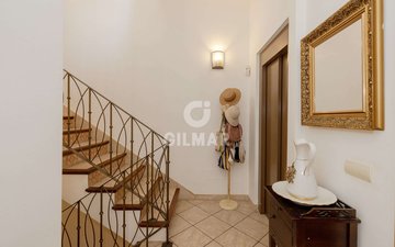 Property slide 30