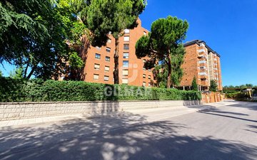 Property slide 25