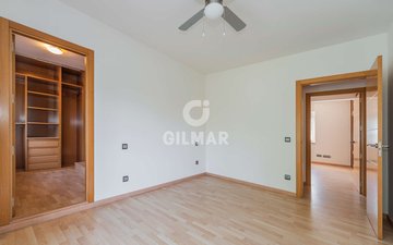 Property slide 29