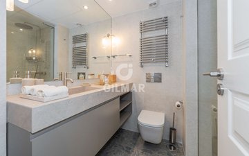 Property slide 18