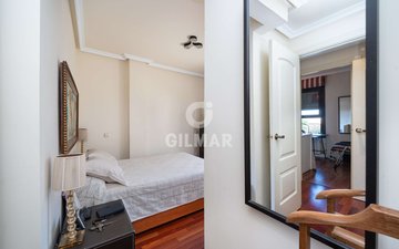 Property slide 32