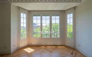 Property slide 7