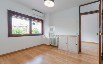 Property slide 14