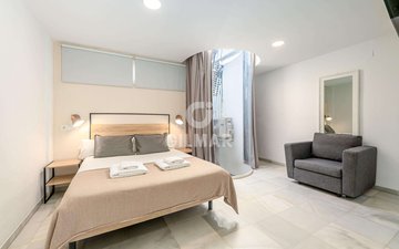 Property slide 15