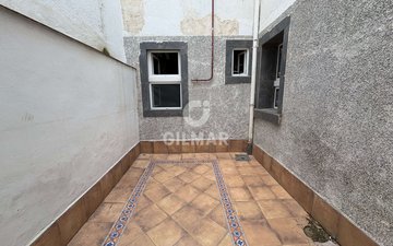 Property slide 22