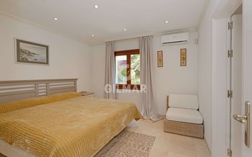 Property slide 28