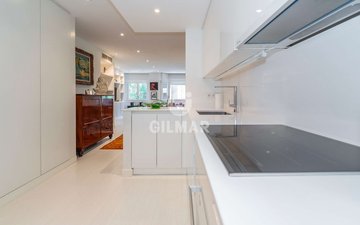 Property slide 16