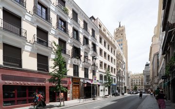 Property slide 41