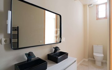 Property slide 25