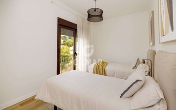 Property slide 43