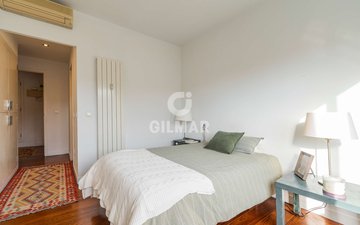 Property slide 16