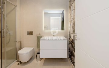 Property slide 32