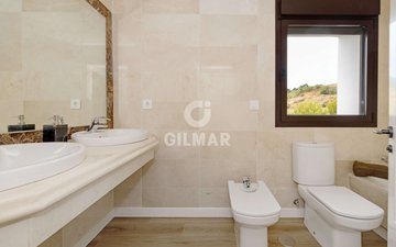 Property slide 38