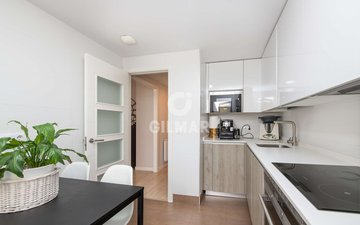 Property slide 17