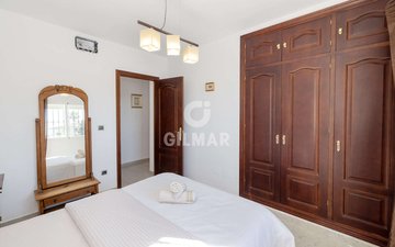 Property slide 19