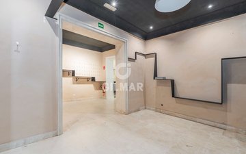 Property slide 10