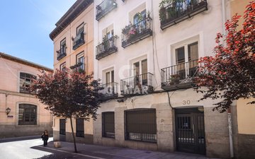 Property slide 30