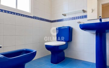 Property slide 32