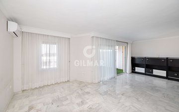 Property slide 22