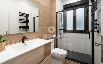 Property slide 21