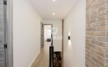 Property slide 28