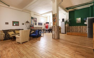 Property slide 25