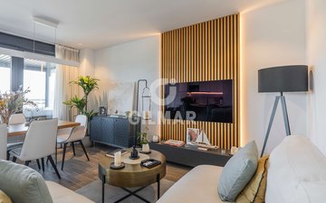 Property slide 20