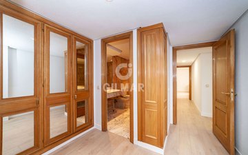 Property slide 16