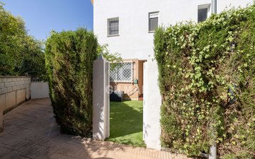 Property slide 8