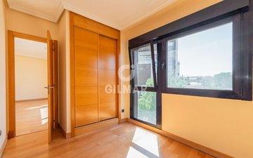 Property slide 16