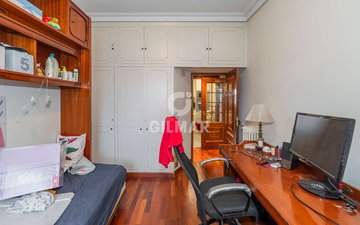 Property slide 17