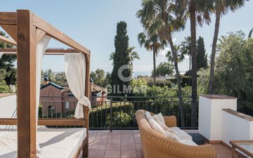 Property slide 22